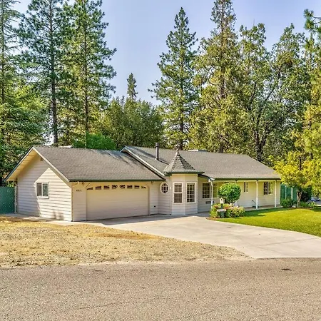 Acorn House - Charming House In Green Heaven With Pool Table With Lovely Backyard Oakhurst Exterior photo