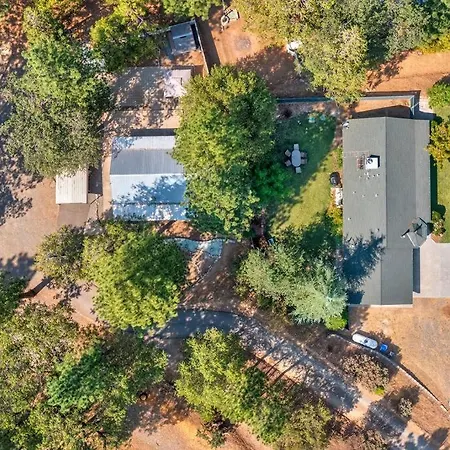 Acorn House - Charming House In Green Heaven With Pool Table With Lovely Backyard Oakhurst Exterior photo