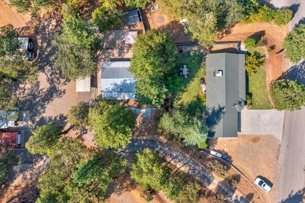 Сasa de vacaciones Acorn House - Charming House In Heaven With Pool Table With Lovely Backyard Oakhurst