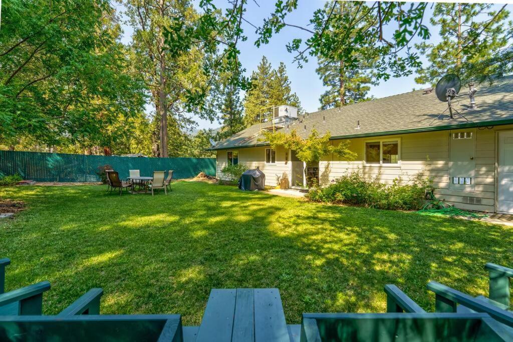 Acorn House - Charming House In Heaven With Pool Table With Lovely Backyard